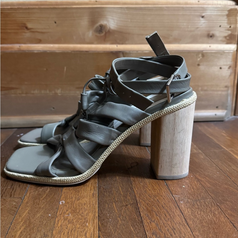 Dolce vita Green leather strappy sandals